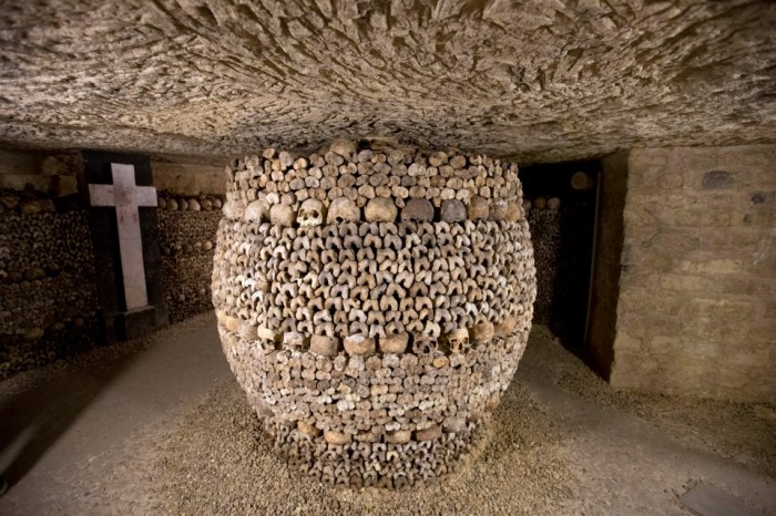 Catacomb larderia ragusa catacumba catacombs país britannica tunnels archivo catacumbas